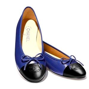 CHANEL Rare blue/ black ballerina flats Sz 36